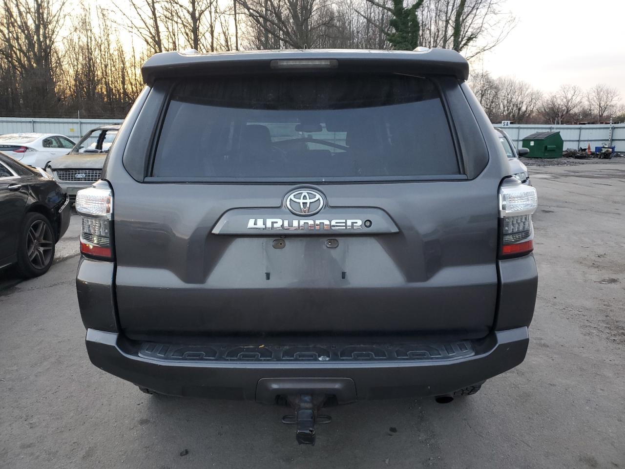 VIN JTEBU5JRXF5217330 2015 TOYOTA 4RUNNER no.6