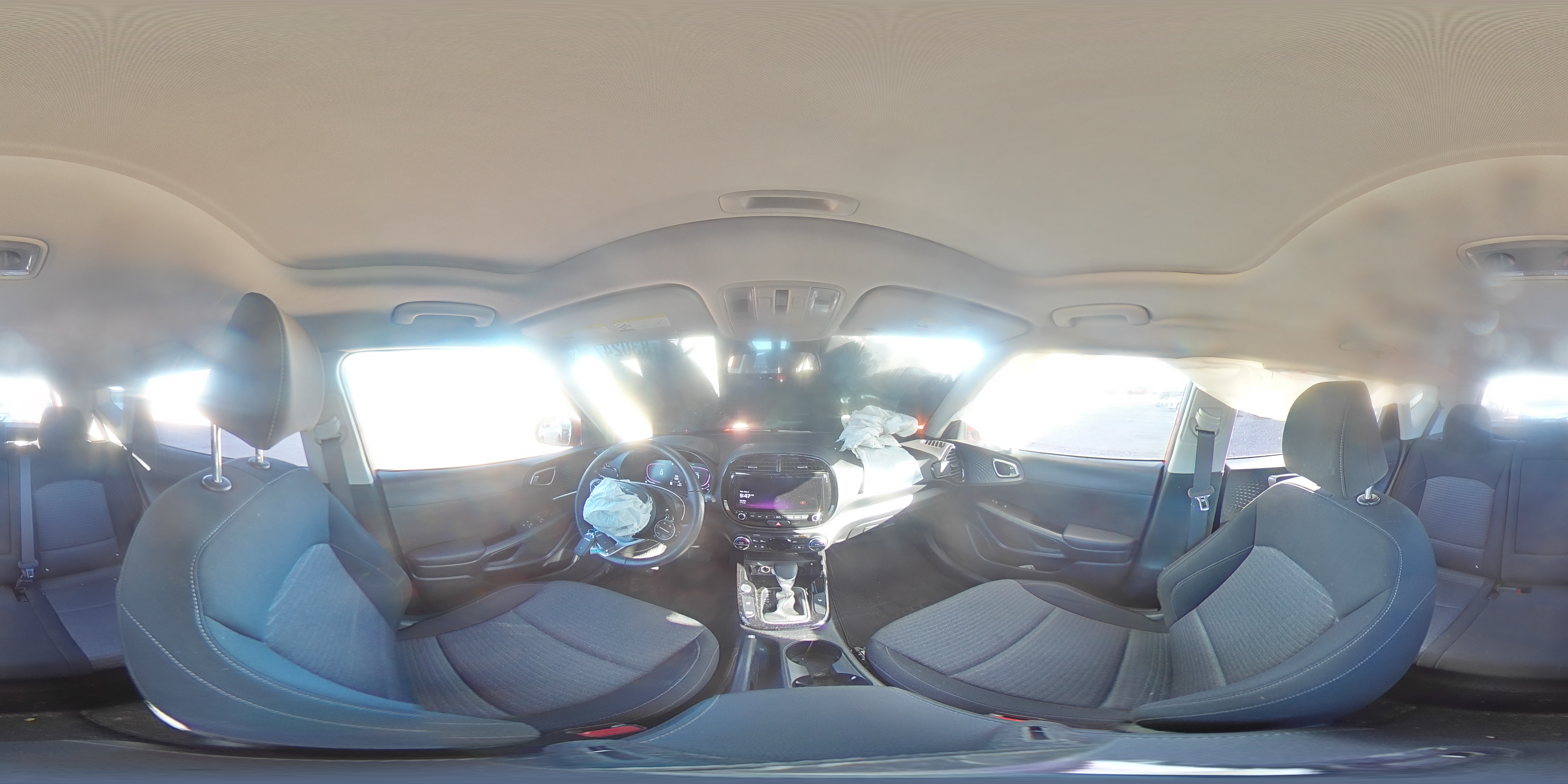 2023 Kia Soul - Image 12