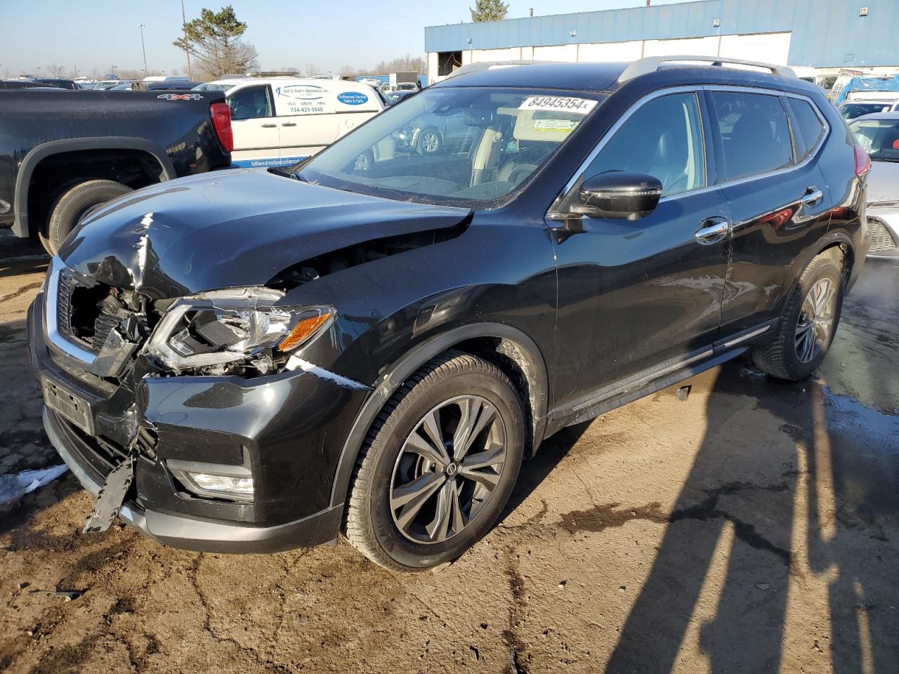 5N1AT2MV7HC838934 2017 NISSAN ROGUE - Image 1