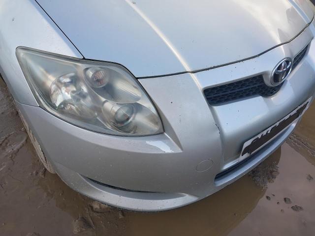 2007 TOYOTA AURIS T180