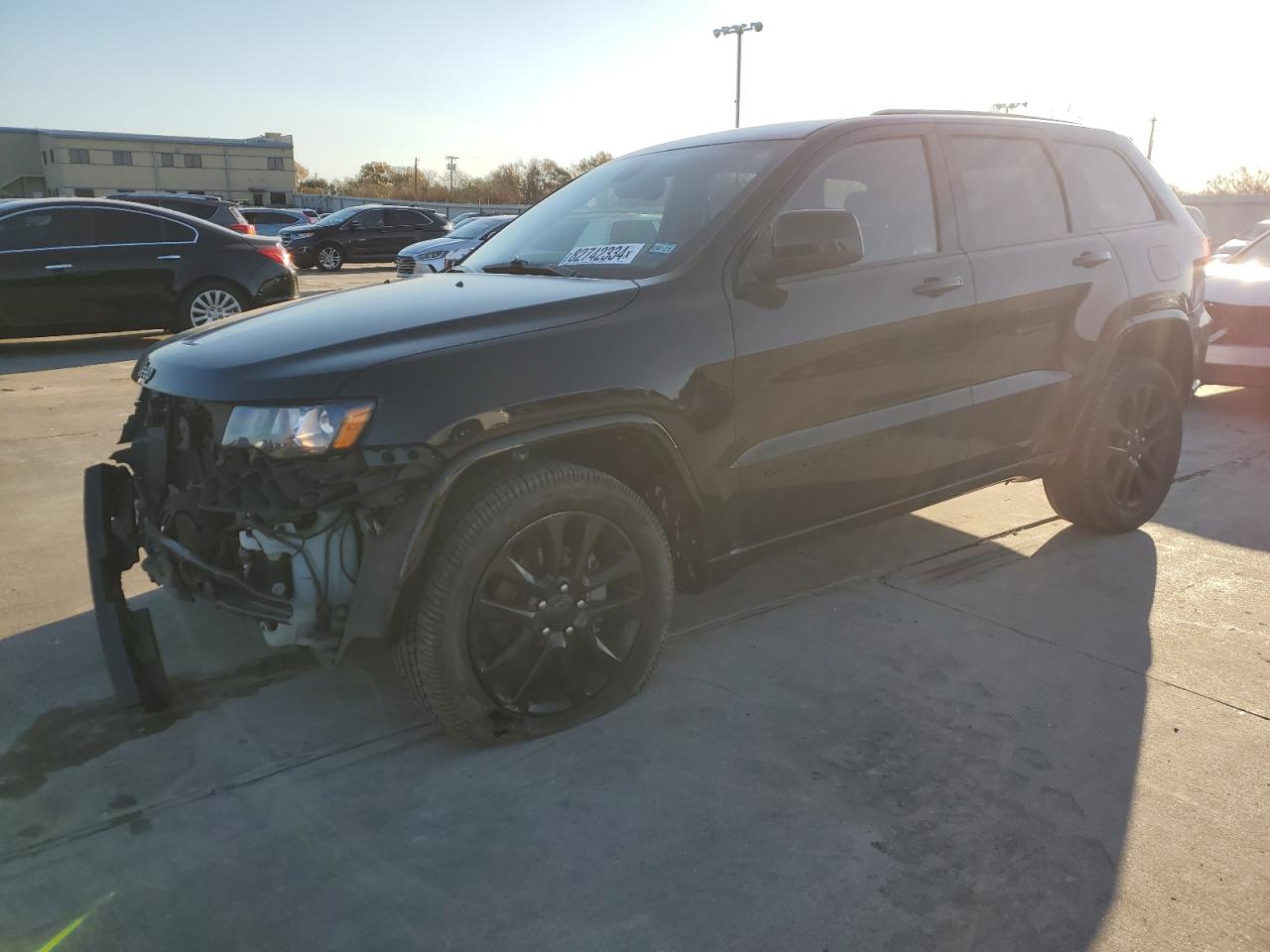 2017 Jeep Grand Cherokee - Image 1