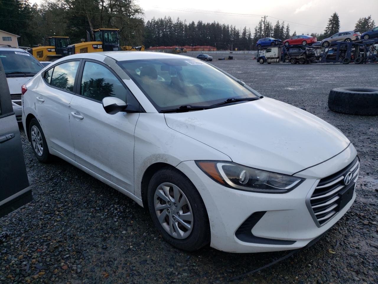 VIN 5NPD74LF5HH127670 2017 HYUNDAI ELANTRA no.4