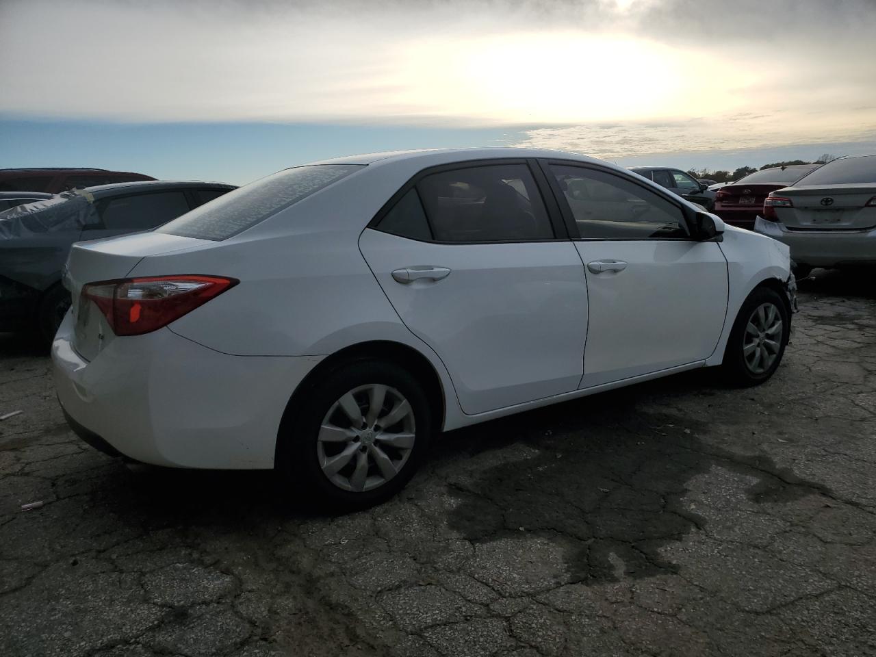 VIN 2T1BURHEXFC317347 2015 TOYOTA COROLLA no.3