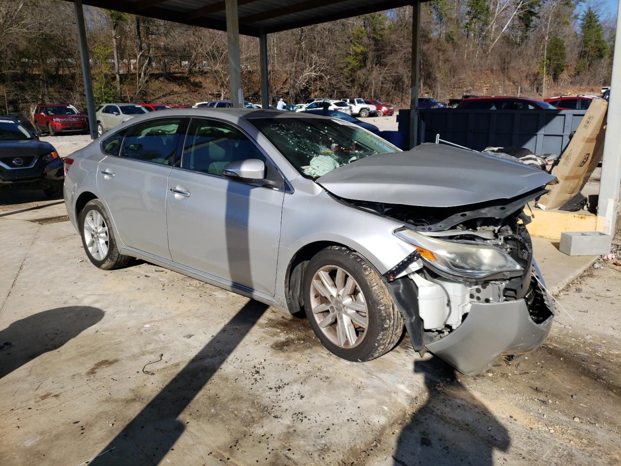 2013 Toyota Avalon - Image 4