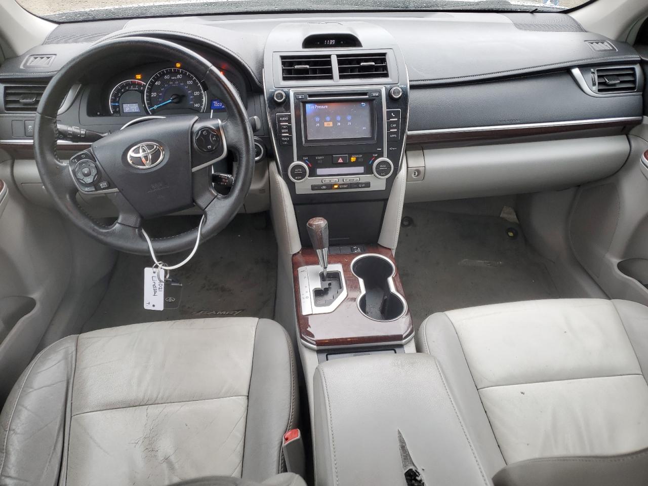 2012 Toyota Camry - Image 8