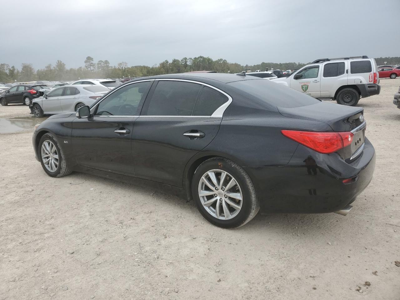 2016 Infiniti Q50 - Image 2
