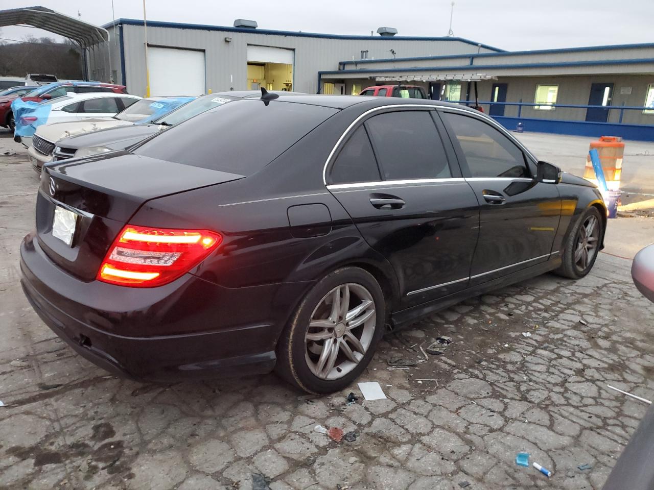 VIN WDDGF4HB0ER305209 2014 MERCEDES-BENZ C-CLASS no.3