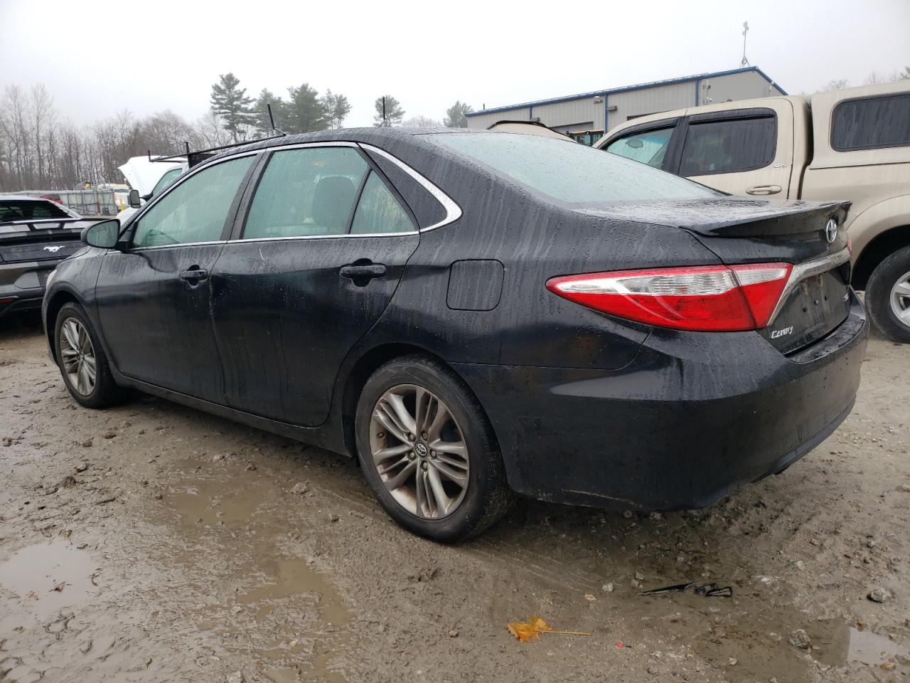 VIN 4T1BF1FK3HU788973 2017 TOYOTA CAMRY no.2