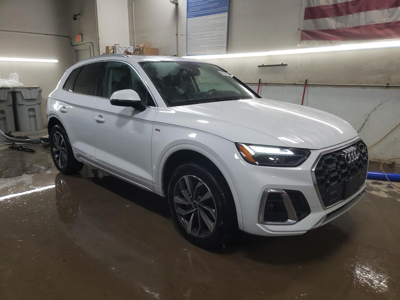 2023 Audi Q5 - Image 4