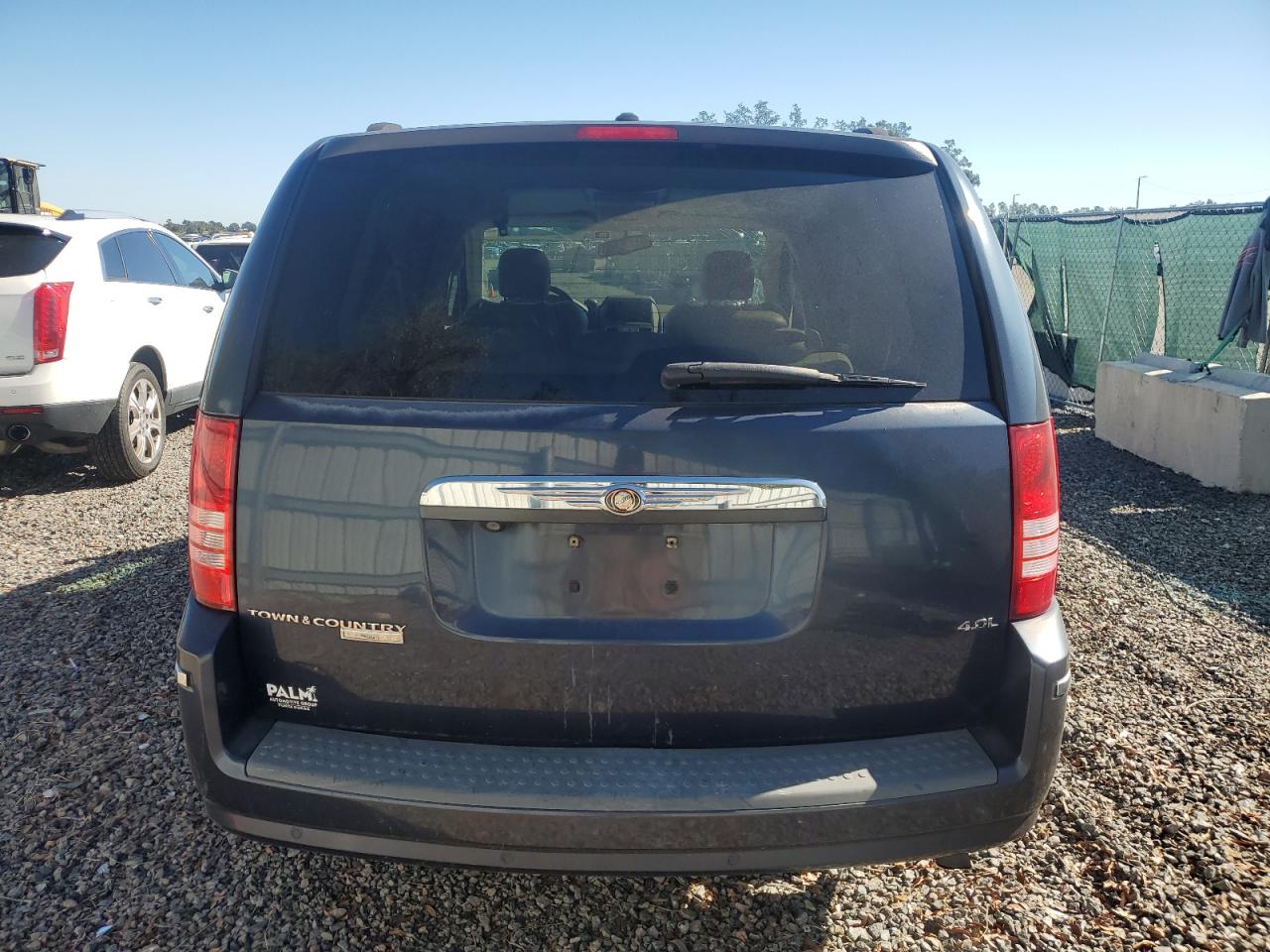 2008 Chrysler Town & Country - Image 6