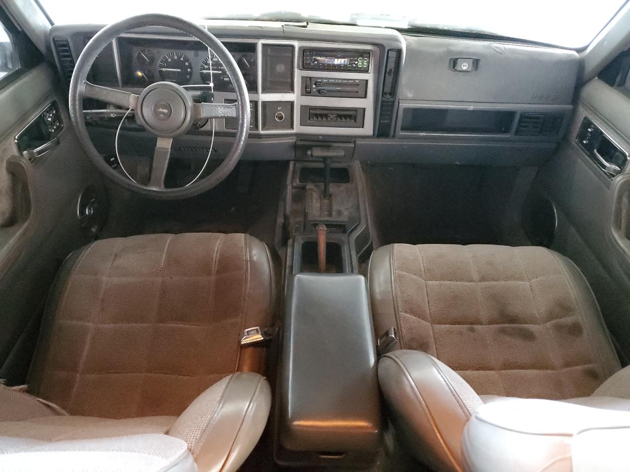 1992 Jeep Cherokee Laredo VIN: 1J4FJ58S1NL145977 Lot: 84543944