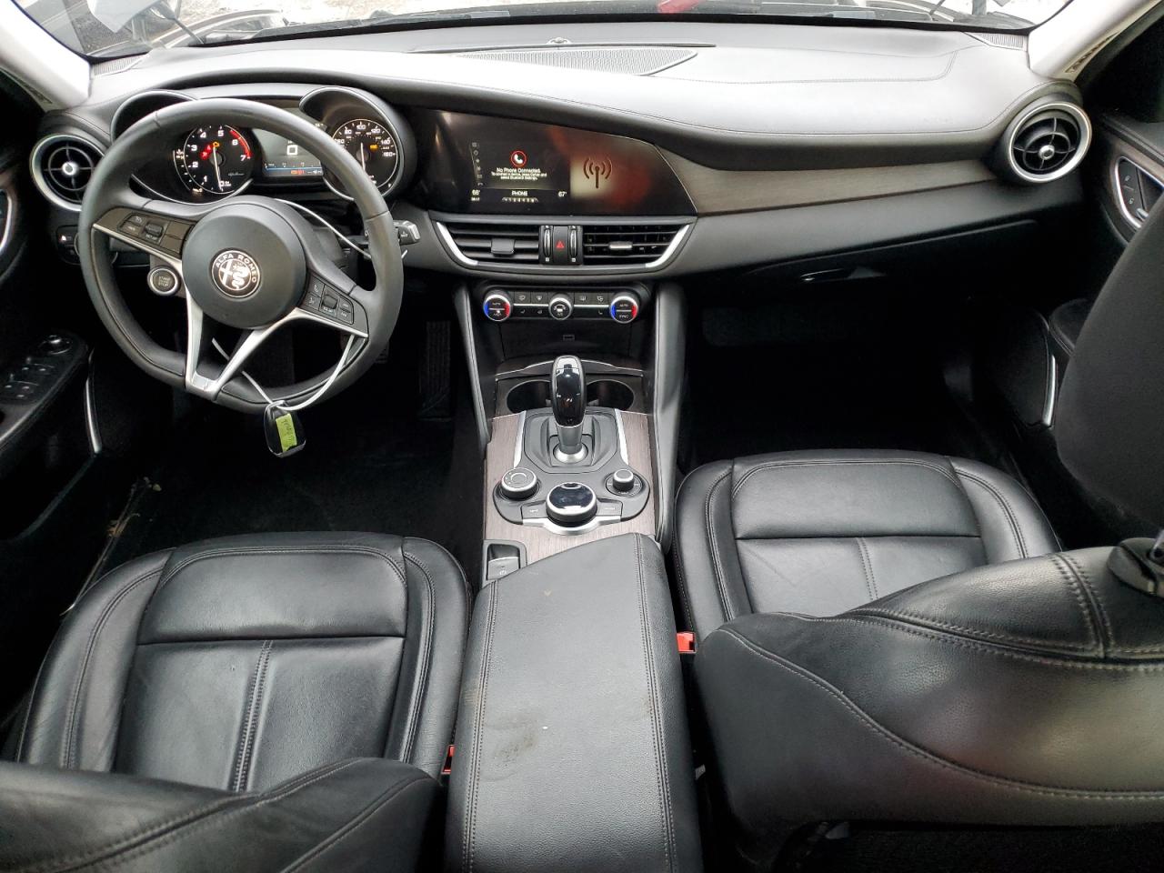 2018 Alfa Romeo Giulia - Image 8