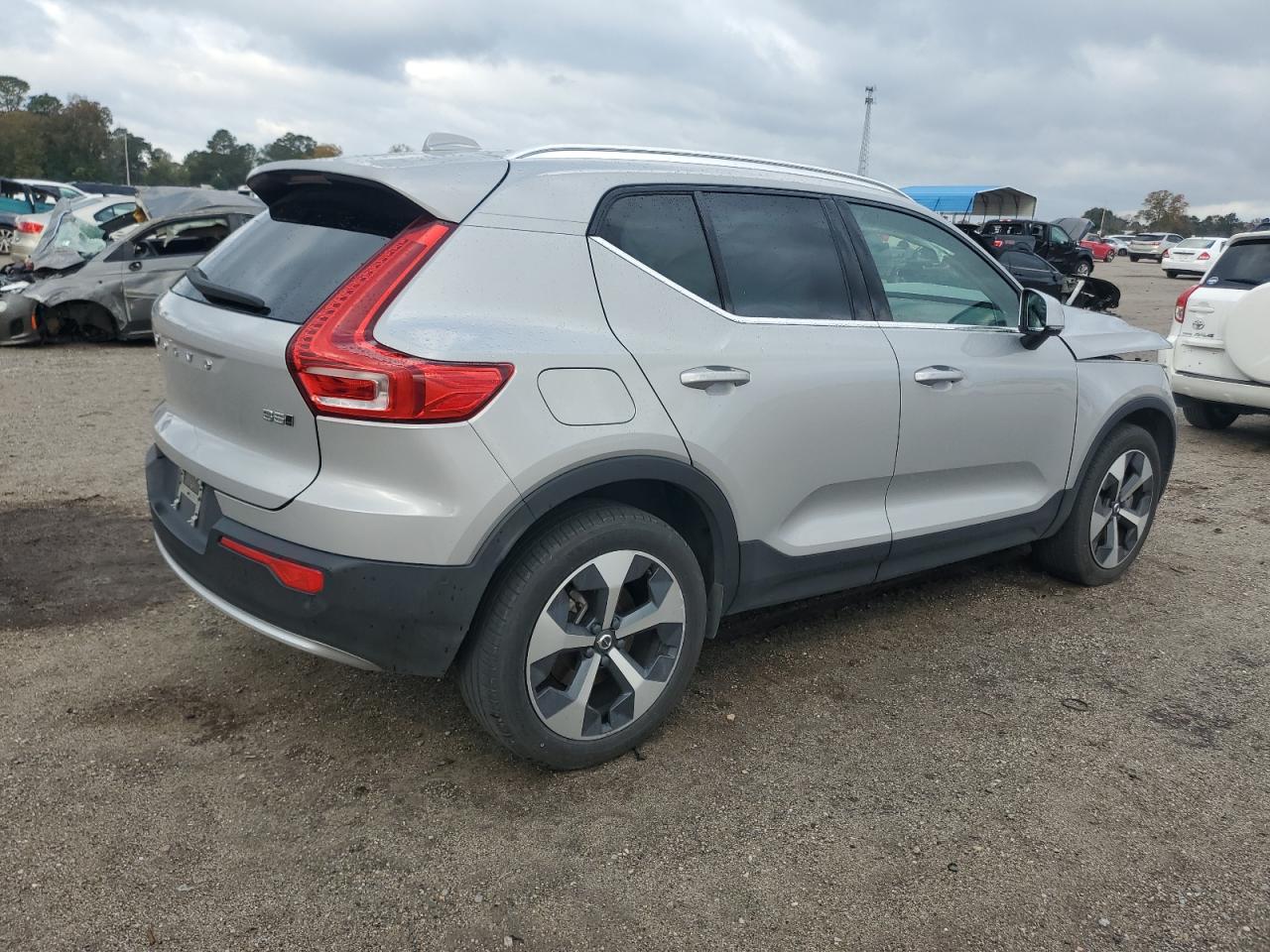 VIN YV4L12UN4P2927283 2023 VOLVO XC40 PLUS no.3