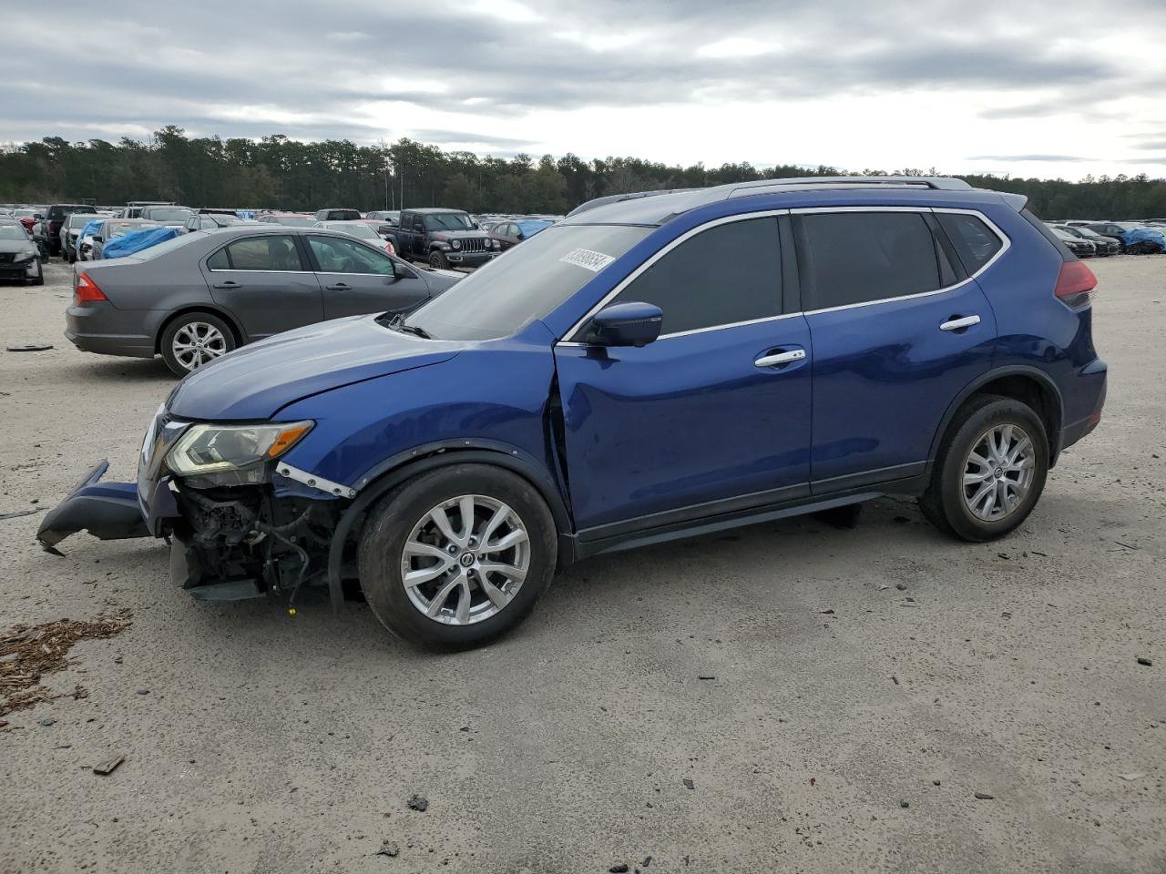 2018 Nissan Rogue - Image 1
