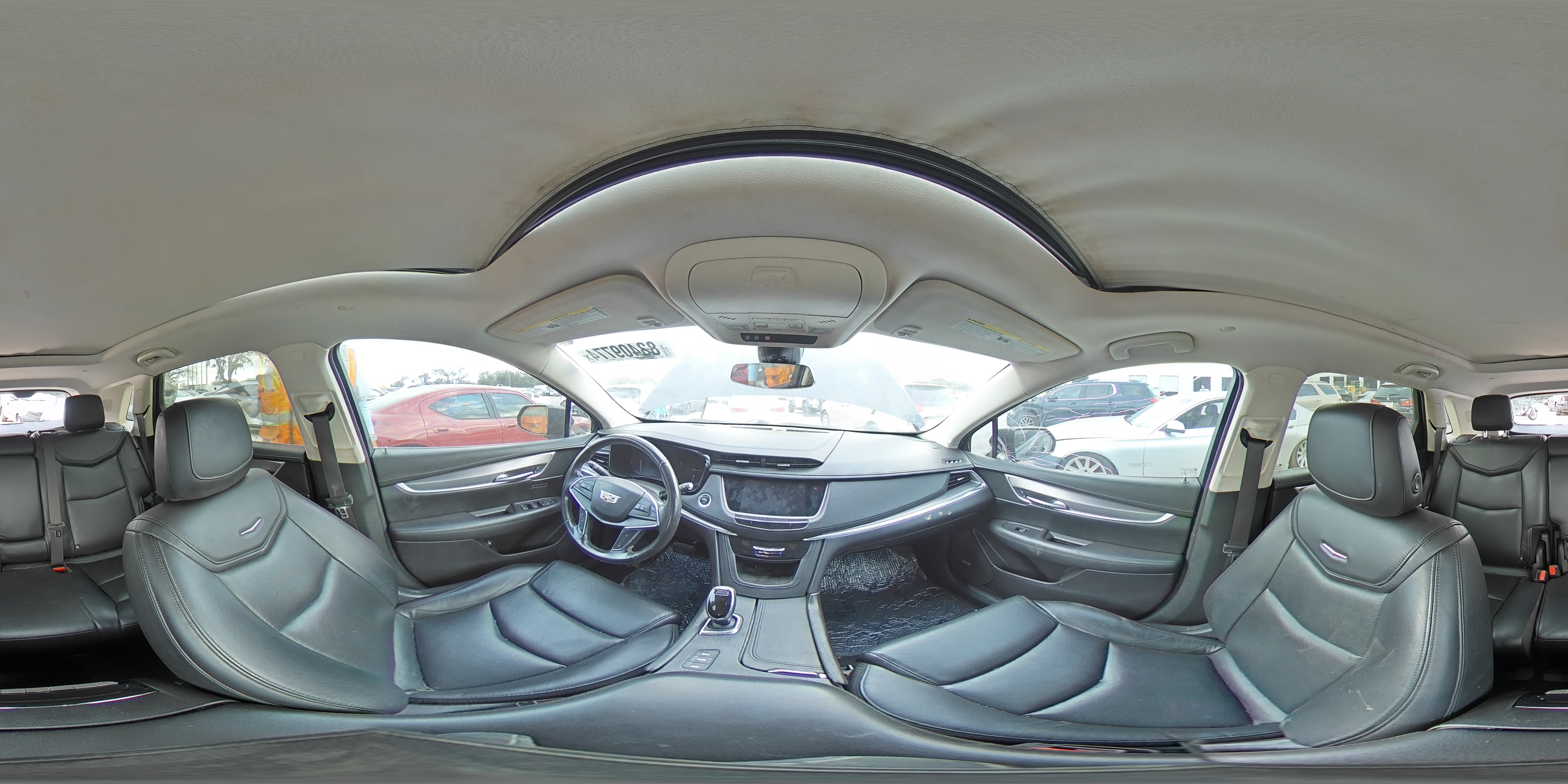 2019 Cadillac XT5 - Image 13