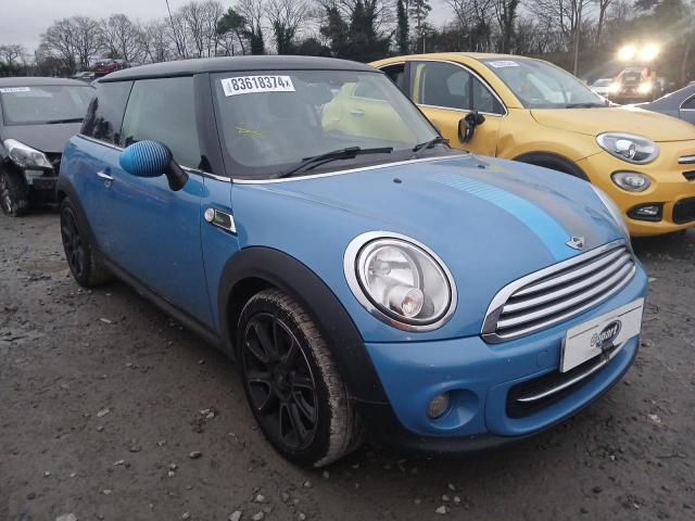 2013 MINI COOPER BAY