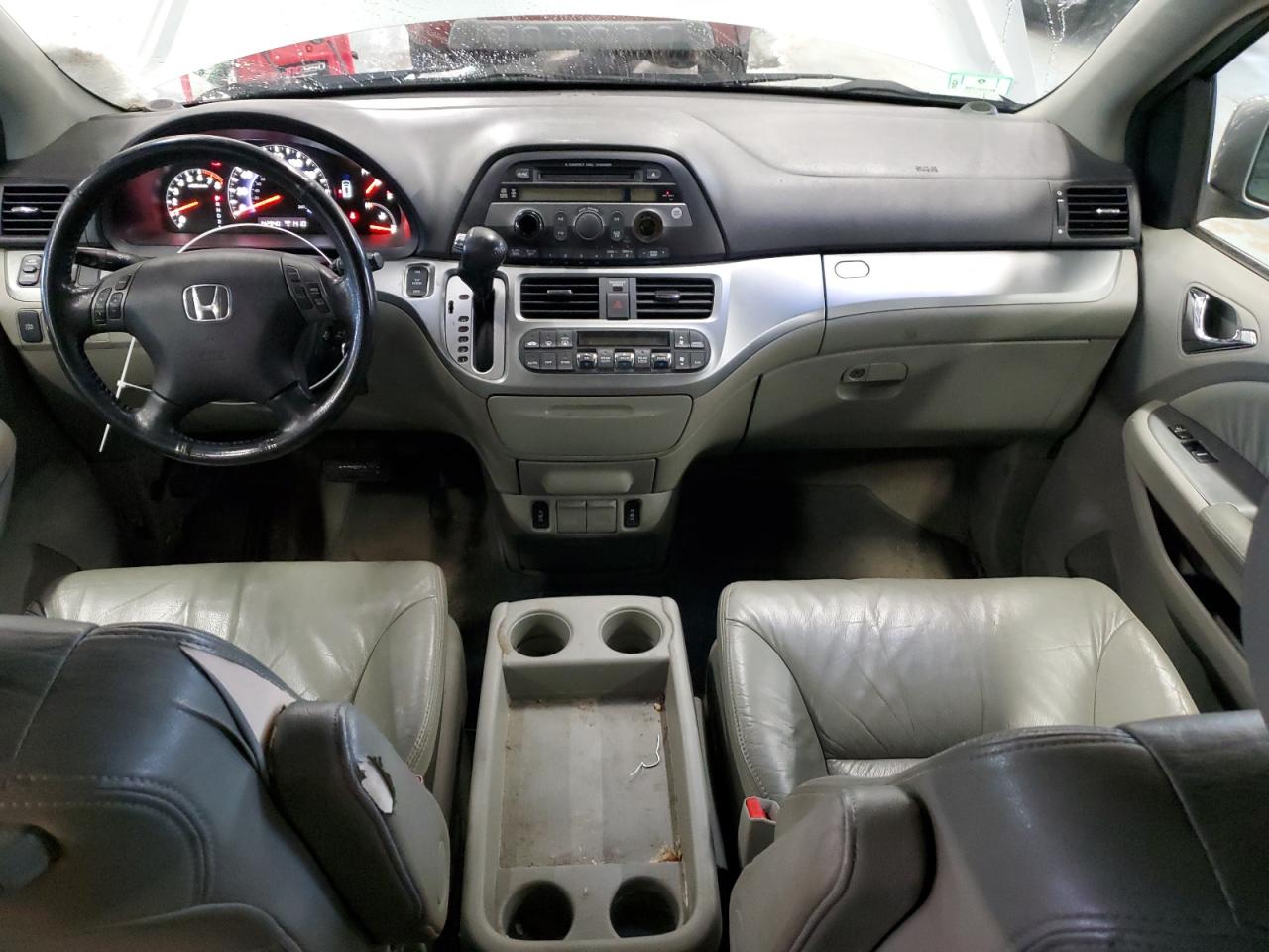 2008 Honda Odyssey - Image 8