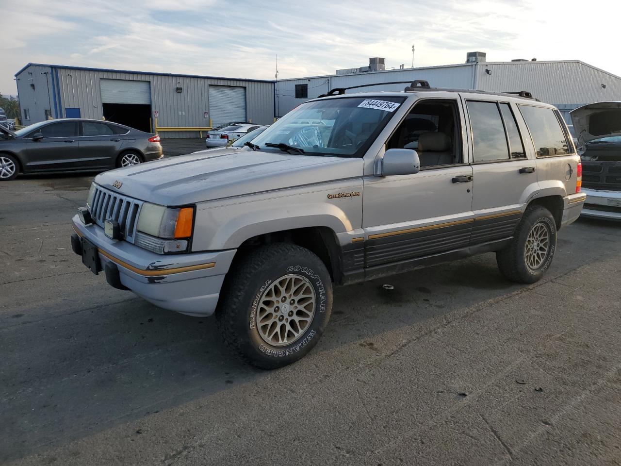 1995 Jeep Grand Cherokee - Image 1