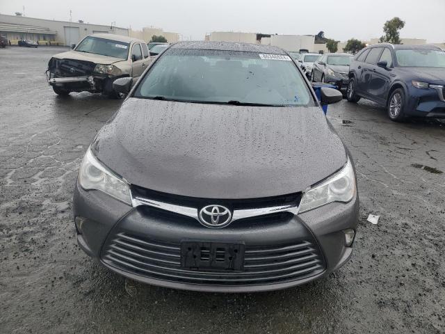  TOYOTA CAMRY 2016 Szary