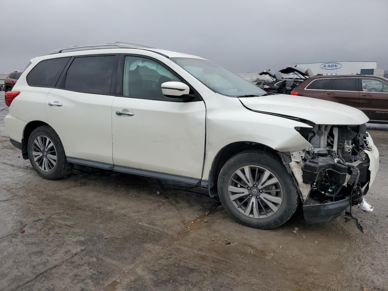 2020 Nissan Pathfinder - Image 4