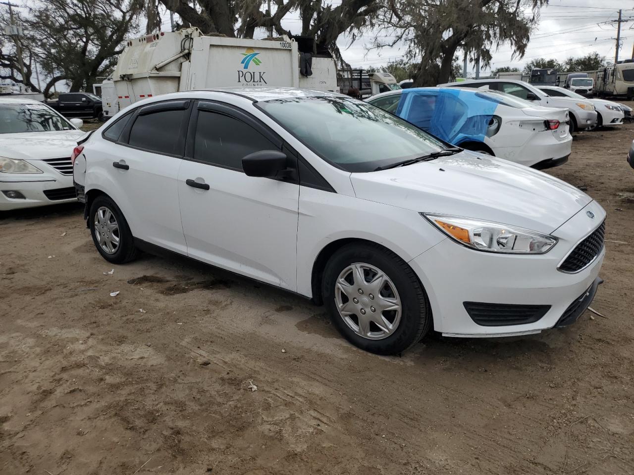 VIN 1FADP3E23HL282353 2017 FORD FOCUS no.4