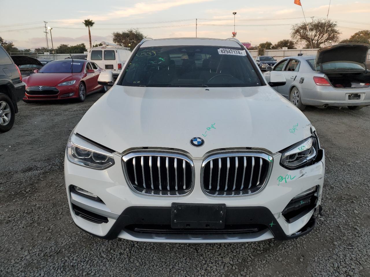 VIN 5UXTR9C58KLR07416 2019 BMW X3 no.5