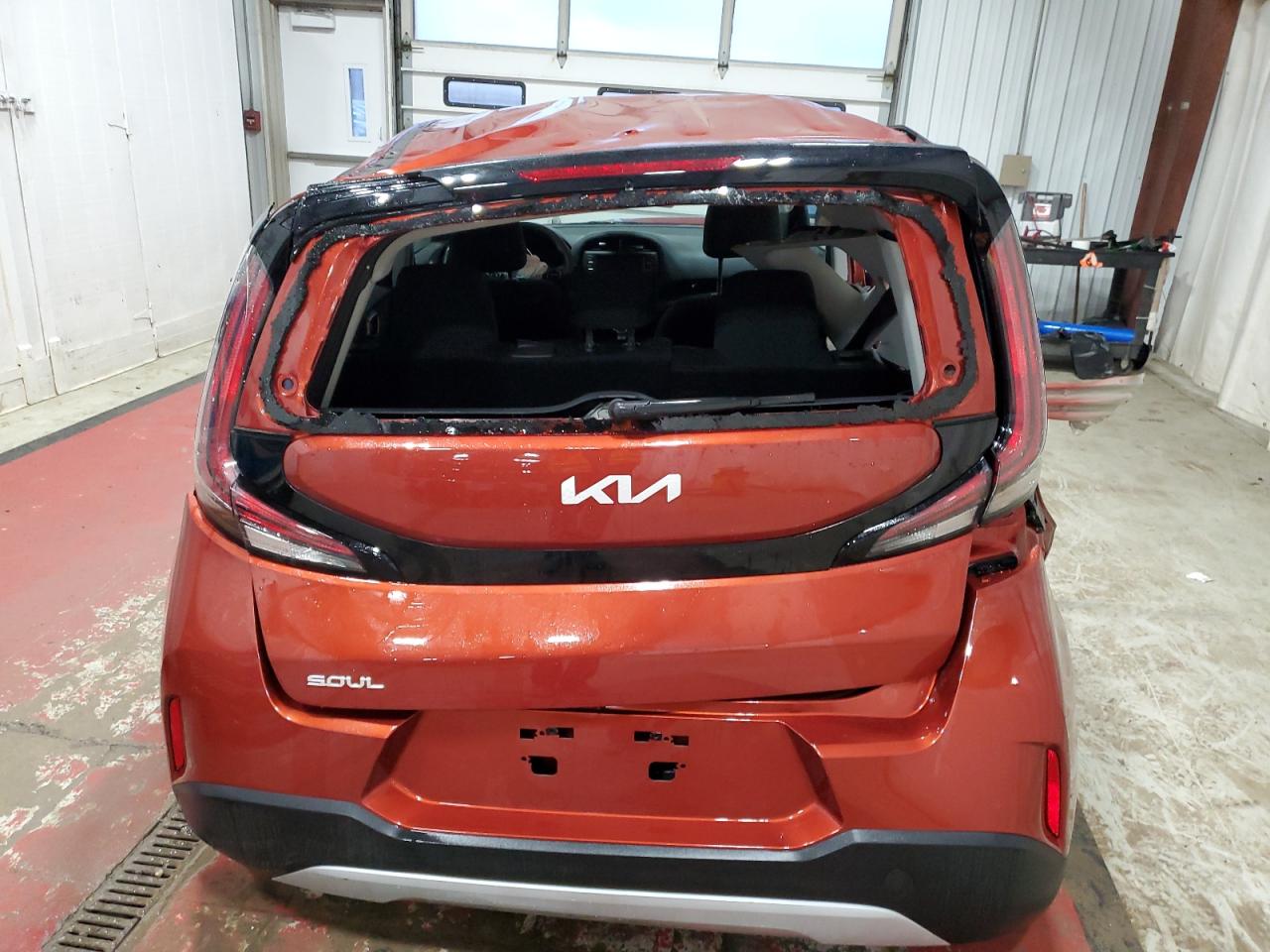 VIN KNDJ23AU1R7910486 2024 KIA SOUL no.6