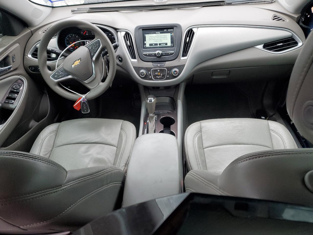 2018 Chevrolet Malibu - Image 8