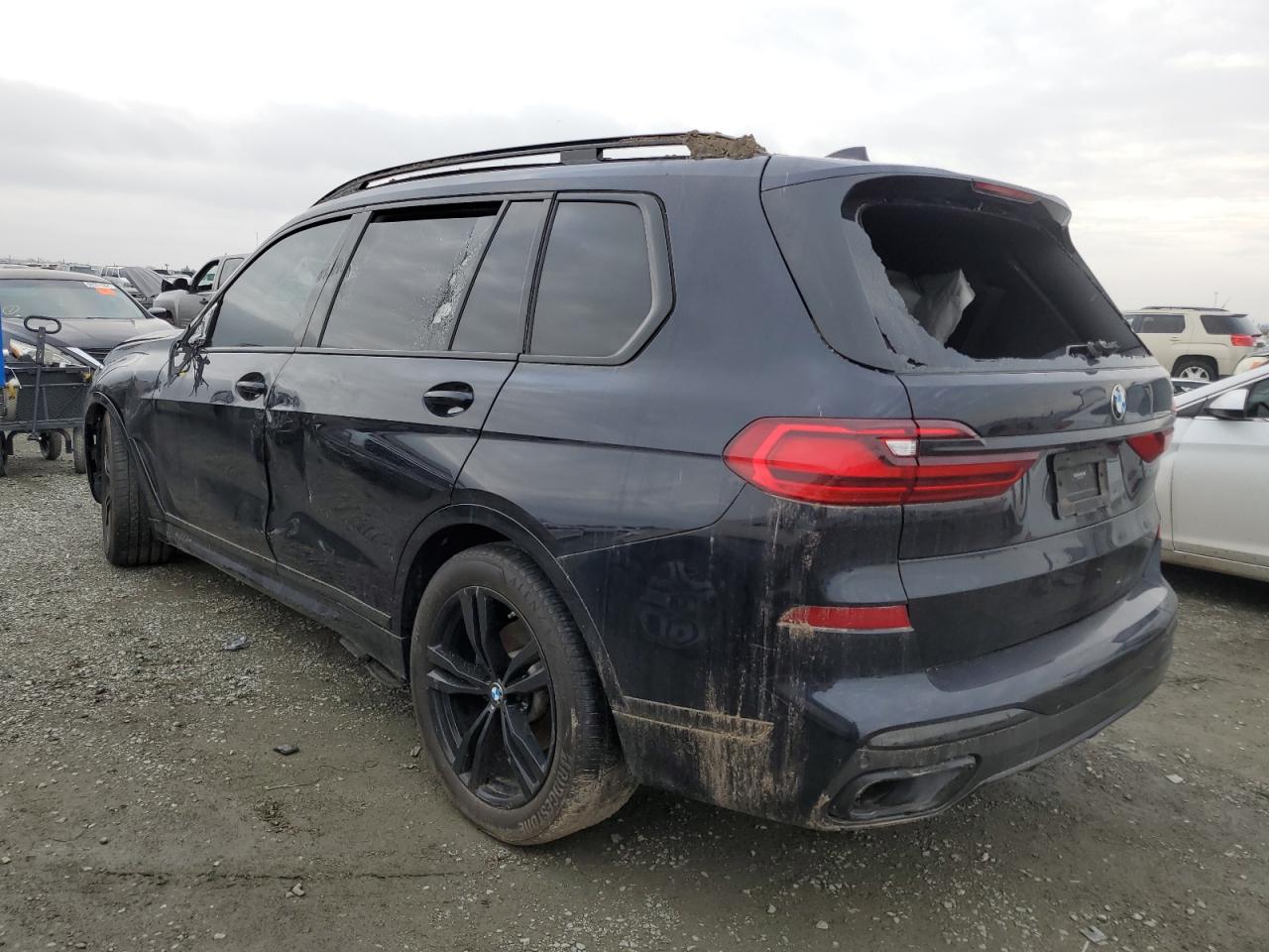 2020 BMW X7 - Image 2