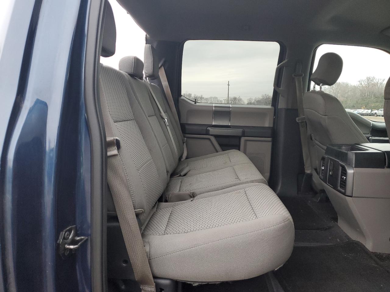 2016 Ford F-150 - Image 10