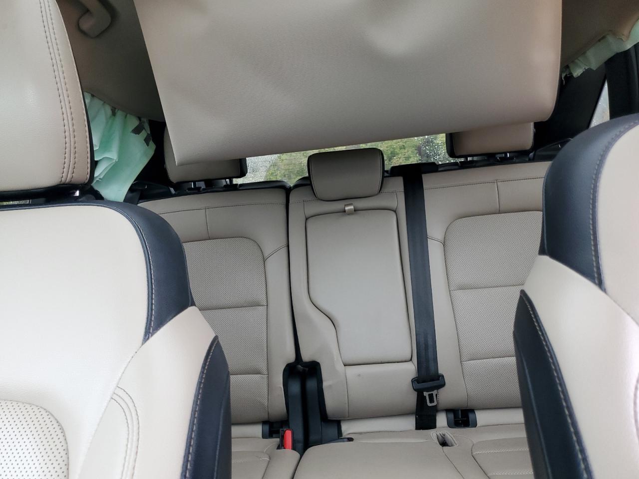 2020 Ford Escape - Image 10