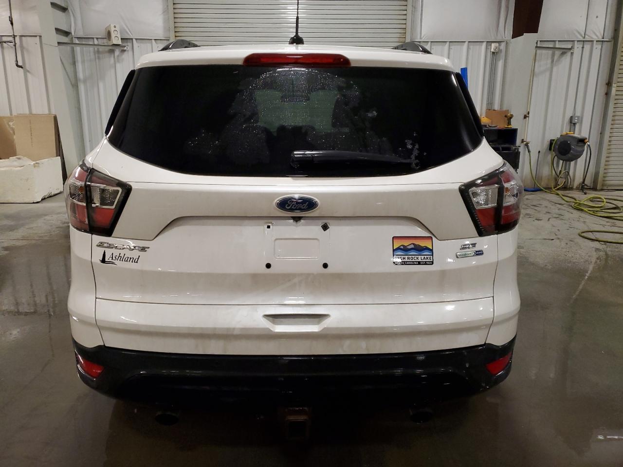 VIN 1FMCU9G96HUA71021 2017 FORD ESCAPE no.6