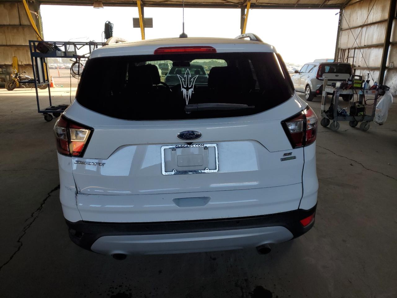 VIN 1FMCU0G99HUE54981 2017 FORD ESCAPE no.6