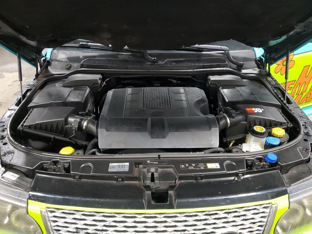 2013 Land Rover Range Rover - Image 12