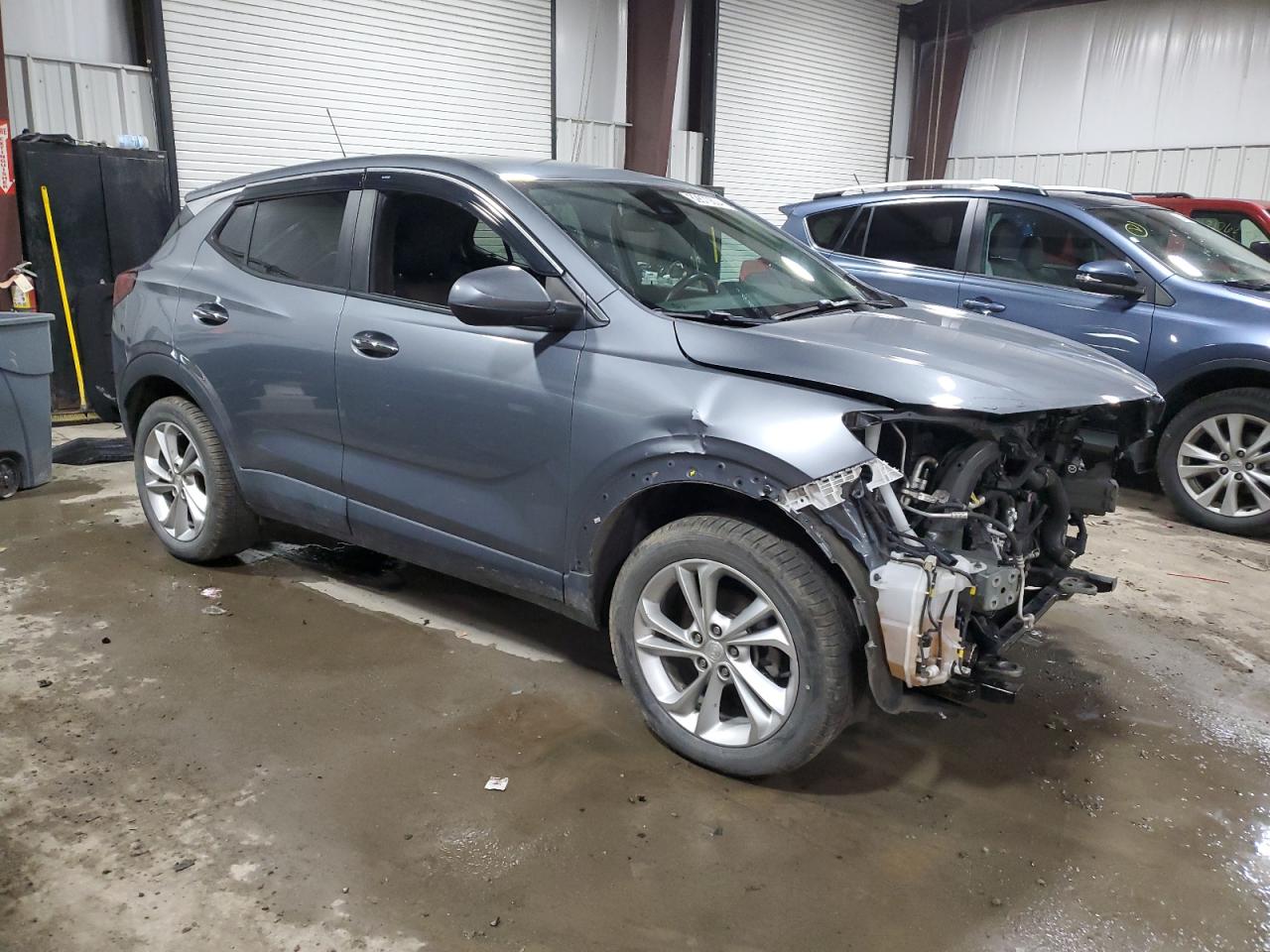 VIN KL4MMCSL5NB096812 2022 BUICK ENCORE no.4