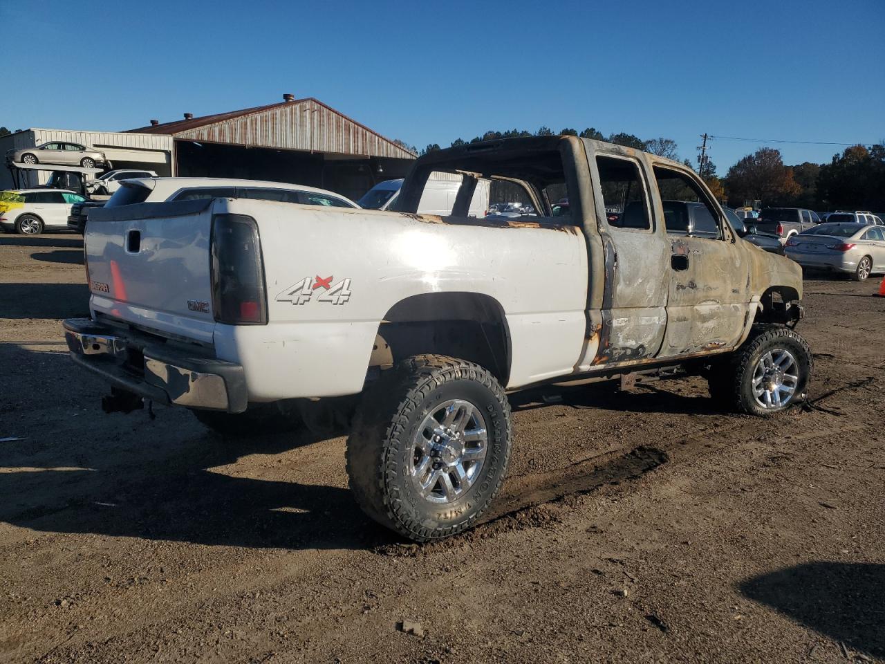 2003 GMC Sierra - Image 3
