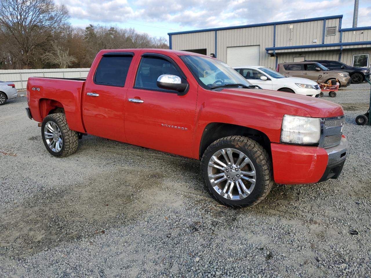 2011 Chevrolet Silverado - Image 4