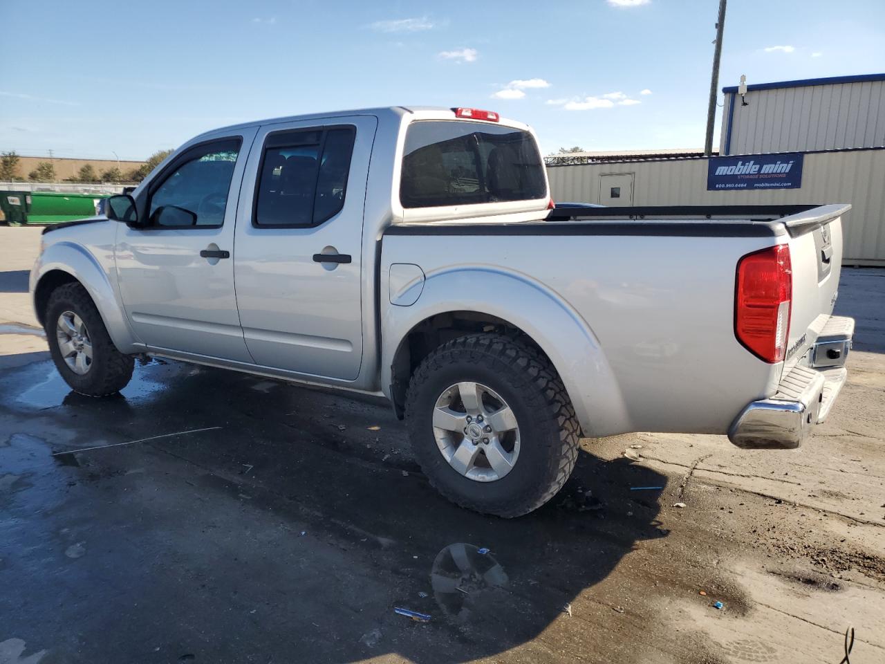 2013 Nissan Navara (Frontier) - Image 2