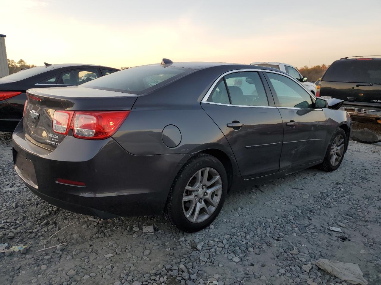 VIN 1G11C5SA6DF334897 2013 CHEVROLET MALIBU no.3