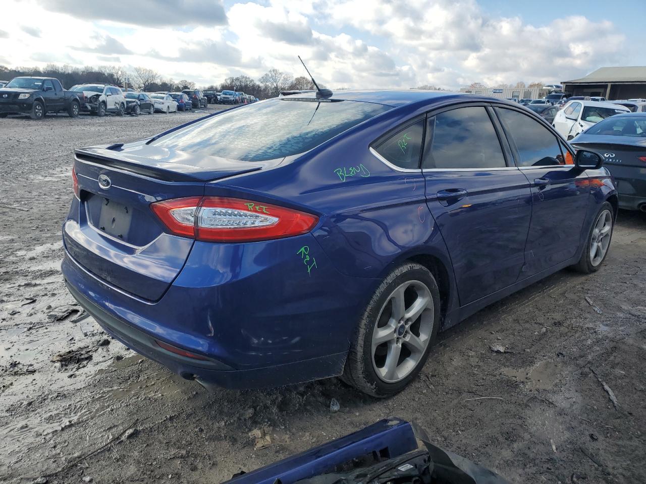 VIN 3FA6P0G71GR120950 2016 FORD FUSION no.3