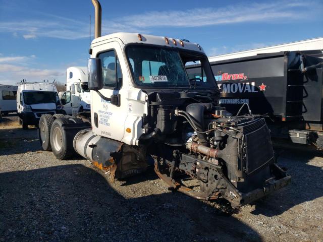 2015 Freightliner Cascadia 125 