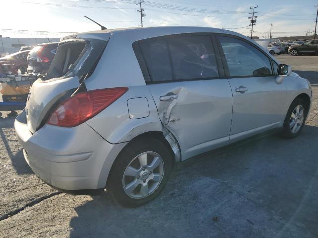  NISSAN VERSA 2012 Серебристый