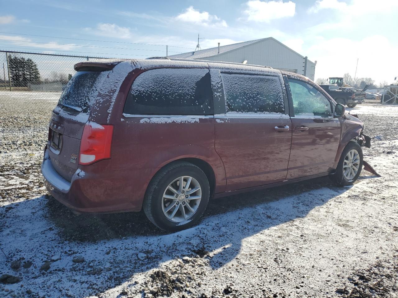 2019 Dodge Caravan - Image 3