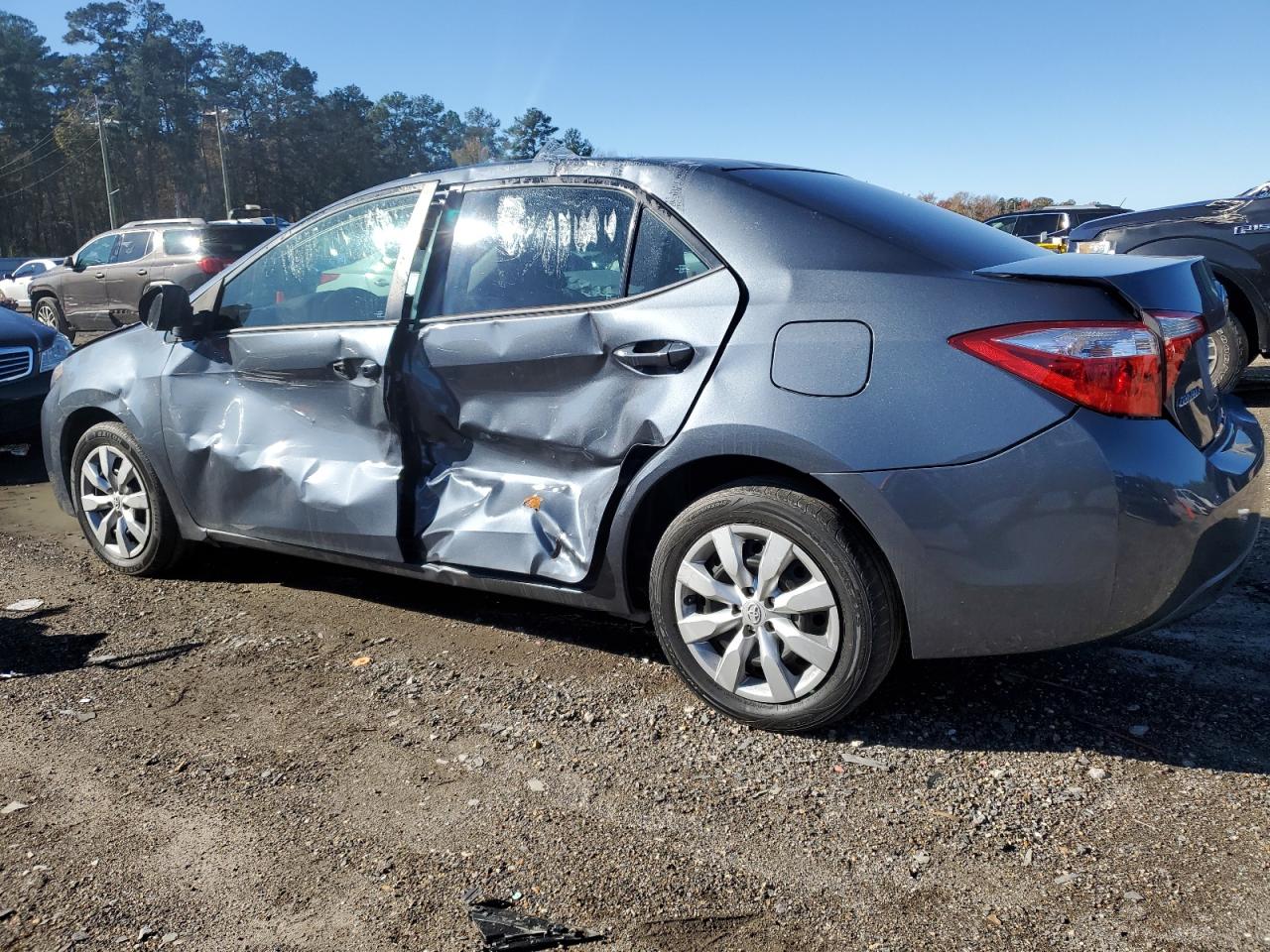 5YFBURHE9GP507240 2016 TOYOTA COROLLA - Image 2