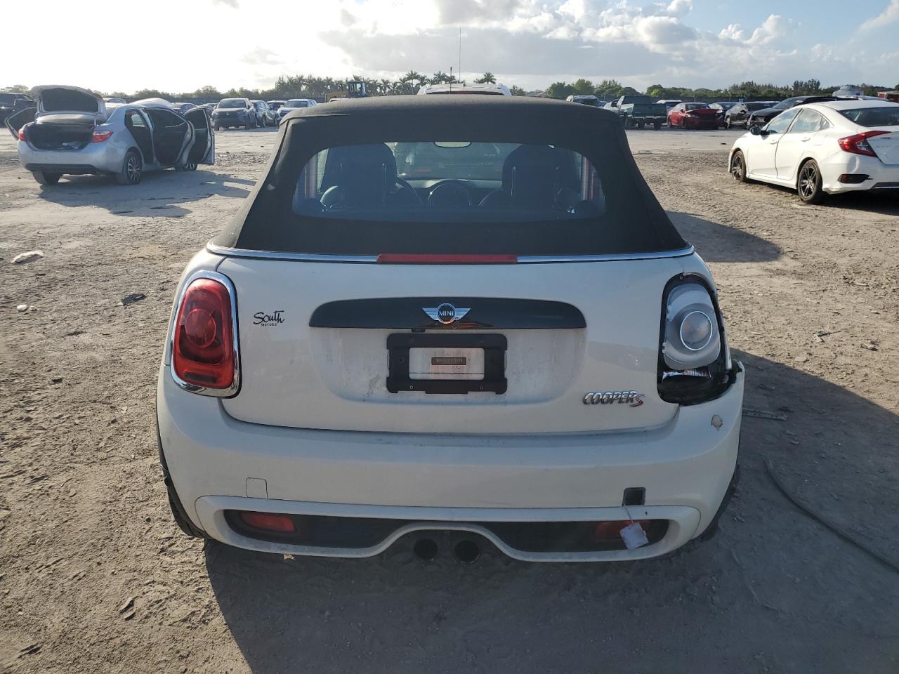 VIN WMWWG9C54J3E38540 2018 MINI COOPER no.6