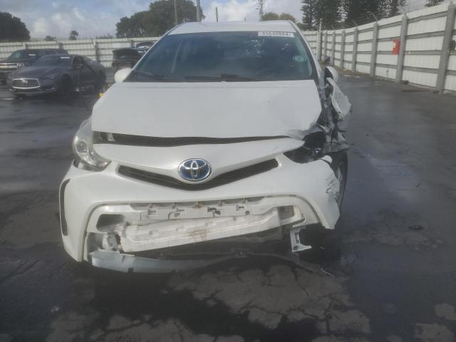 Кросовери TOYOTA PRIUS 2015 Білий