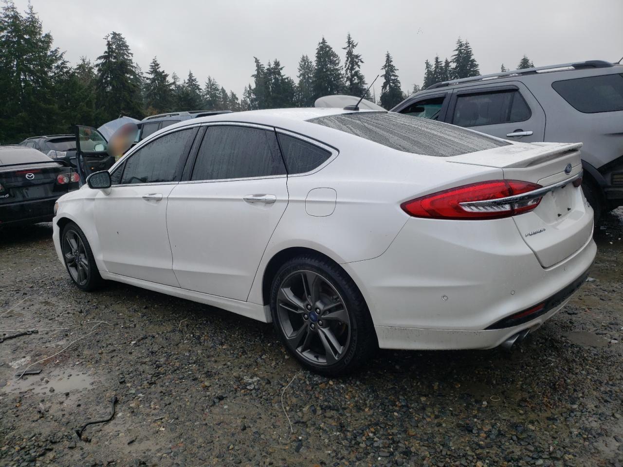 VIN 3FA6P0VPXJR168134 2018 FORD FUSION no.2