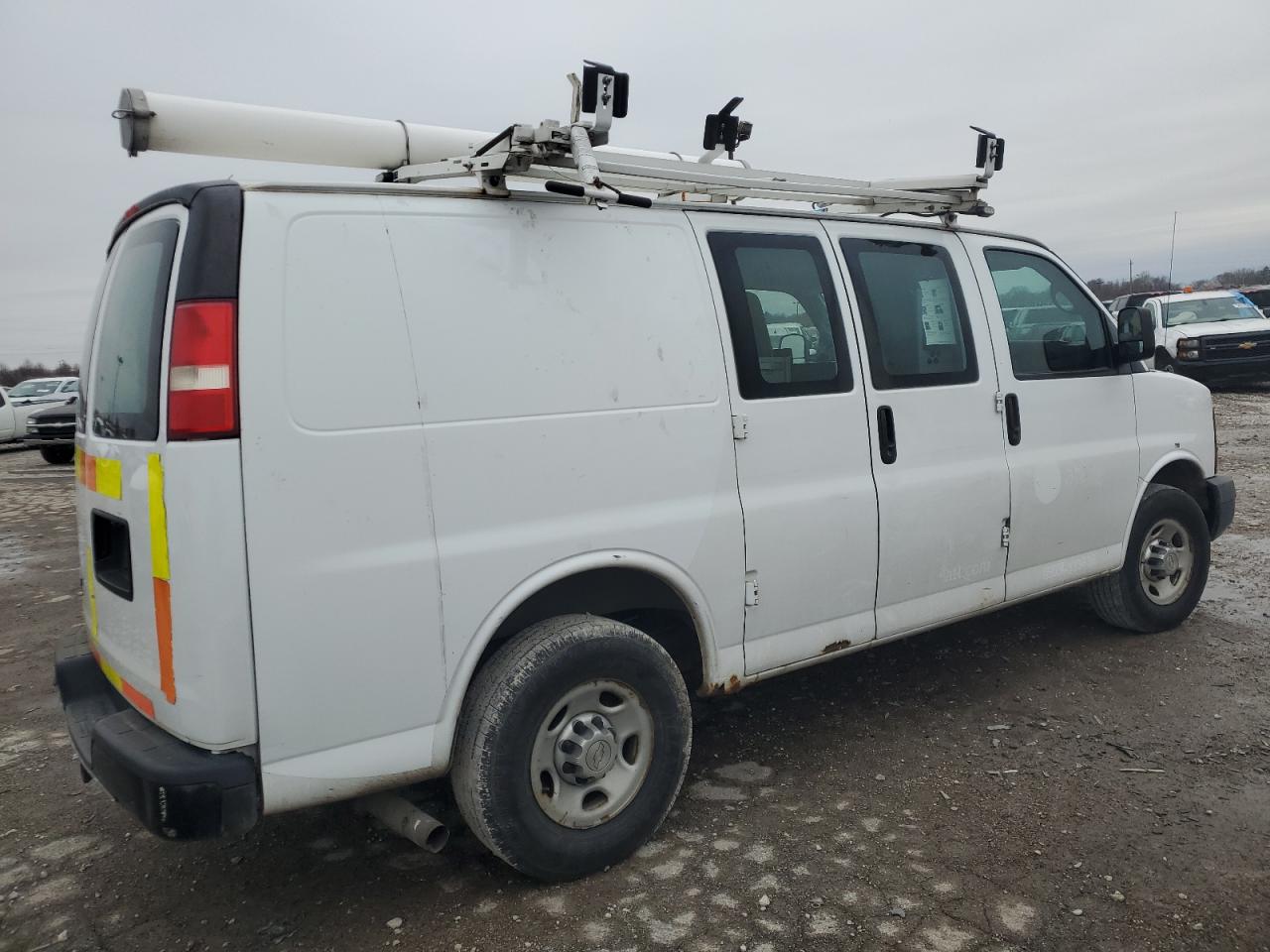 2012 Chevrolet Express - Image 3