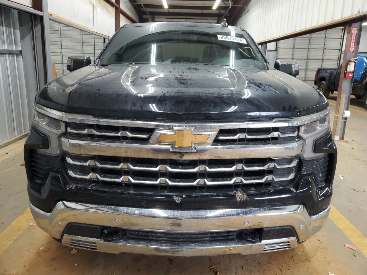 2022 Chevrolet Silverado - Image 5
