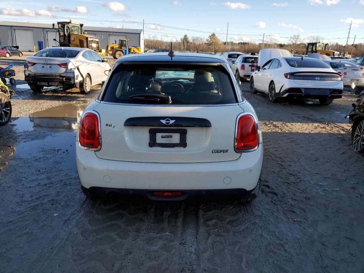 2016 Mini Cooper VIN: WMWXU1C58G2D09780 Lot: 84238914